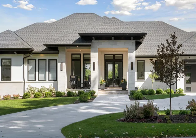 Photo 3 of Single family home for sale at 460 Indian Hl Rd, Chanhassen, MN 55317 | MLS# 6818899 | Listing updated on 2026-06-19