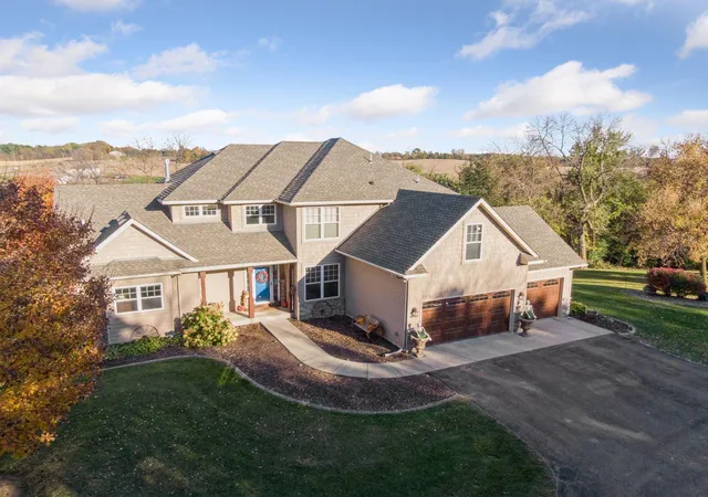 Photo 3 of Sale Pending at 7115 County Rd 10, Chaska, MN 55318 | MLS# 6818948 | Listing updated on 2026-10-01