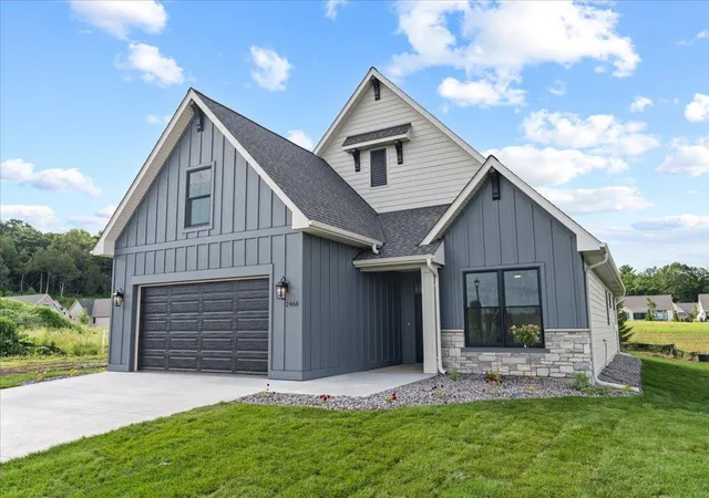 Homes for sale in Hudson, WI | 2236 Aftonn Cir, Hudson, WI 54016 | MLS# 6820017