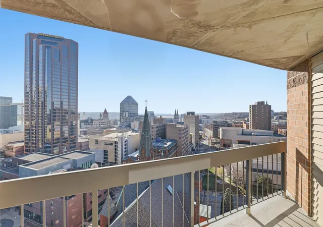 Photo 1 of Condo for sale at 78 10th Street E #1802, Saint Paul, MN 55101 | MLS# 6820370 | Listing updated on 2026-10-28