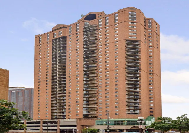 Photo 2 of Condo for sale at 78 10th Street E #1802, Saint Paul, MN 55101 | MLS# 6820370 | Listing updated on 2026-10-21