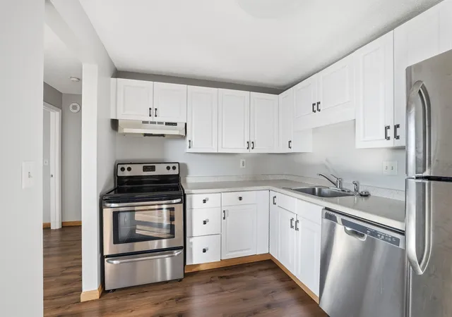 Photo 3 of Condo for sale at 78 10th Street E #1802, Saint Paul, MN 55101 | MLS# 6820370 | Listing updated on 2026-10-21