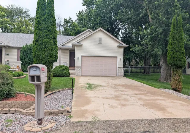 1st image of 1606 17th St Sw, Austin, MN 55912 | MLS# 6820412