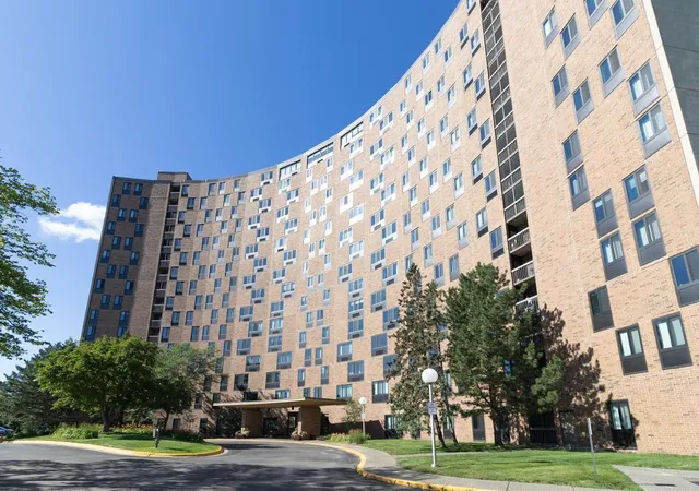 1st image of 1181 Edgcumbe Rd #406, Saint Paul, MN 55105 | MLS# 6820494