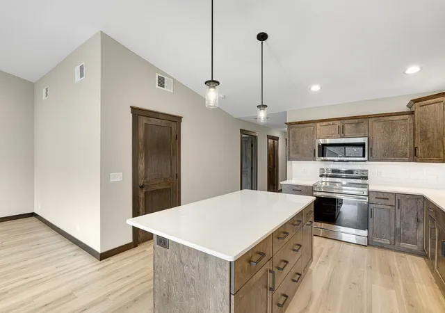 4th image of 234 S Chestnut St, Ellsworth, WI 54011 | MLS# 6820861