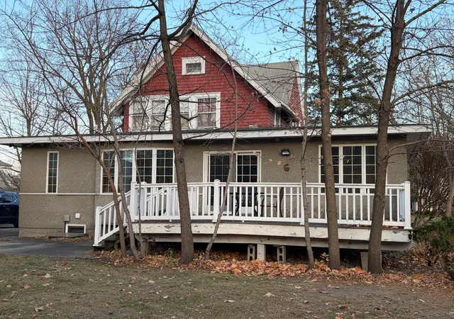 Photo 2 of Single family home for sale at 724 S Marshall Ave, Litchfield, MN 55355 | MLS# 6821067 | Listing updated on 2026-09-05