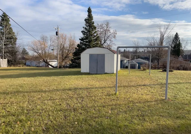 34th image of 57 Edwards Dr, Silver Bay, MN 55614 | MLS# 6821275