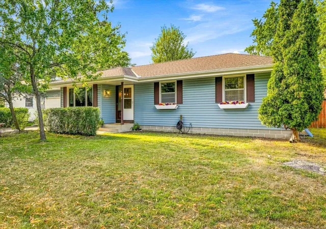 Photo 2 of Single family home for sale at 7428 Concerto Curv Ne, Minneapolis, MN 55432 | MLS# 6821544 | Listing updated on 2026-10-09