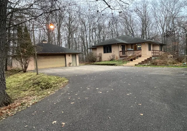 Photo 1 of Single family home for sale at 7340 County Rd 19 Se, Rochester, MN 55904 | MLS# 6821570 | Listing updated on 2026-09-21