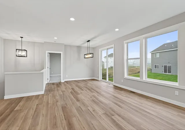 Photo 4 of Single family home for sale at 2707 Buffalo Ridge Dr, Buffalo, MN 55313 | MLS# 6822351 | Listing updated on 2026-10-02