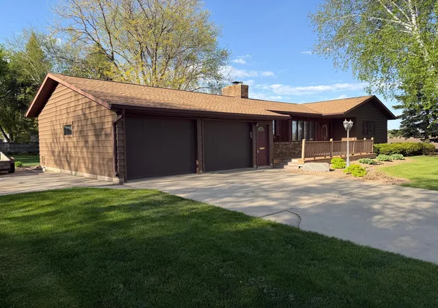 Homes for sale in Willmar, MN | 941 Mary Ave, Willmar, MN 56201 | MLS# 6823175