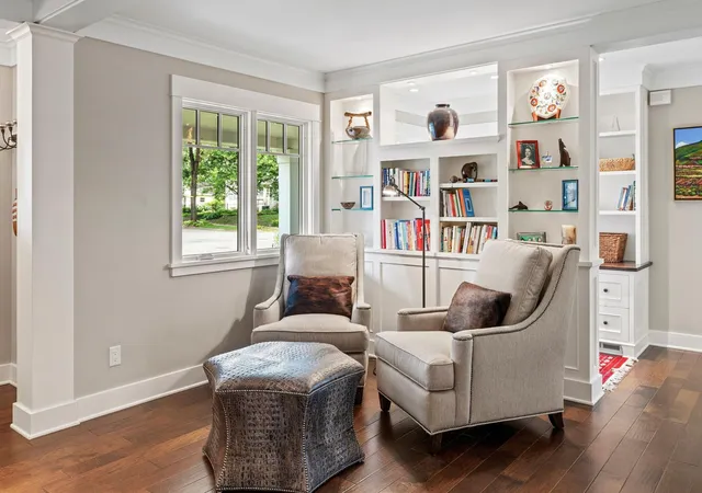 Photo 4 of Single family home for sale at 4001 York Ave S, Minneapolis, MN 55410 | MLS# 6823254 | Listing updated on 2026-10-02