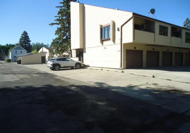 Photo 3 of Condo for sale at 804 S 10 Street #A-4, Fargo, ND 58103 | MLS# 6824215 | Listing updated on 2026-08-31