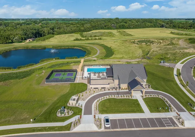 4th image of 1011 Saba Blvd, Mankato, MN 56001 | MLS# 6824393