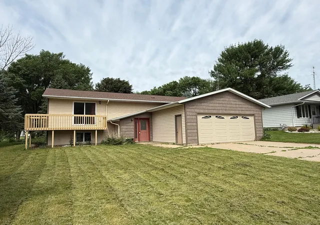 1st image of 225 S 7th Ave E #E, Truman, MN 56088 | MLS# 6824455