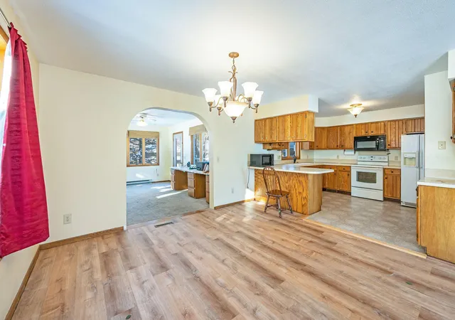 Homes for sale in Truman, MN | 225 S 7th Ave E #E, Truman, MN 56088 | MLS# 6824455