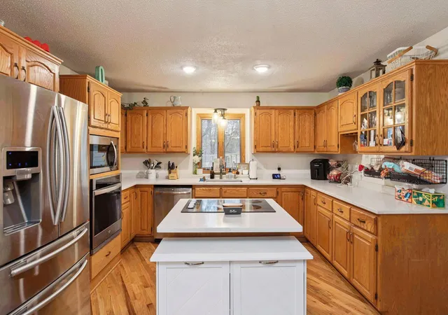 Photo 4 of Single family home for sale at 17295 Ward Lake Dr NW, Andover, MN 55304 | MLS# 6824546 | Listing updated on 2026-08-05