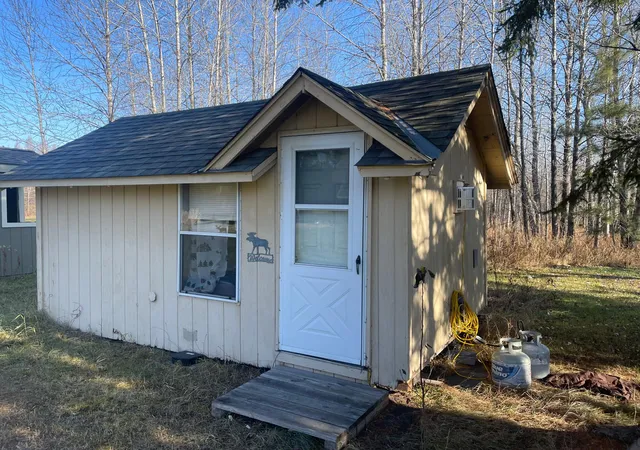 Homes for sale in Floodwood, MN | 13994 County Road 425, Floodwood, MN 55736 | MLS# 6824866