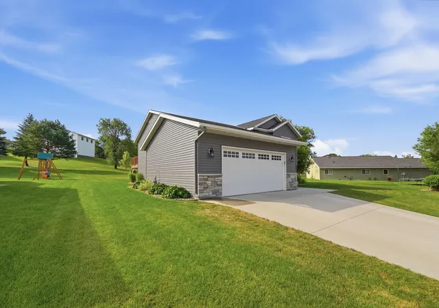 2nd image of 632 Emma Dr Se, Cold Spring, MN 56320 | MLS# 6825592