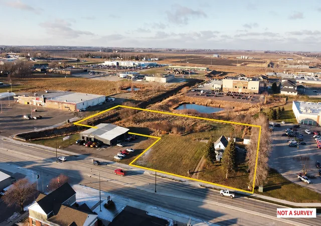 1st image of 1201 Oxford St, Worthington, MN 56187 | MLS# 6826100