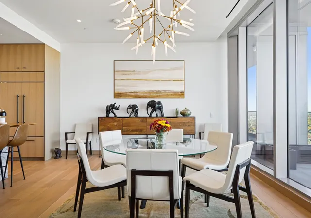Photo 2 of Sale Pending at 255 Hennepin Ave #3305, Minneapolis, MN 55401 | MLS# 6826316 | Listing updated on 2026-09-02