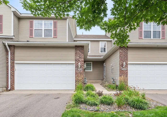 Photo 2 of Single family home for sale at 4570 Blaylock Way #4202, Inver Grove Heights, MN 55076 | MLS# 6826649 | Listing updated on 2026-08-10