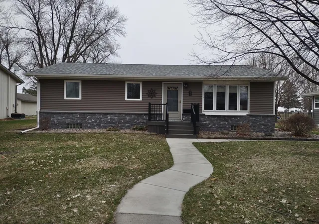 Homes for sale in Madison, MN | 842 Western Ave, Madison, MN 56256 | MLS# 7000450