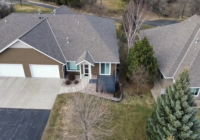 Homes for sale in New London, MN | 125 Meadow Ln, New London, MN 56273 | MLS# 7000737