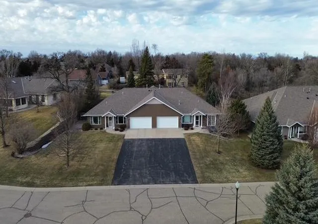 Homes for sale in New London, MN | 125 Meadow Ln, New London, MN 56273 | MLS# 7000737
