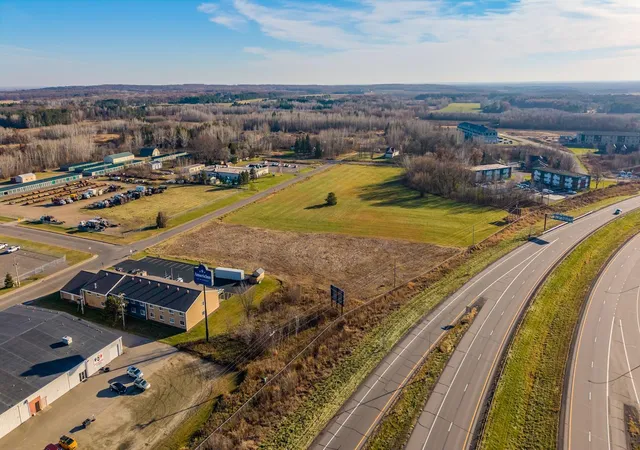 4th image of 320 Lemieur St, Little Falls, MN 56345 | MLS# 7000980