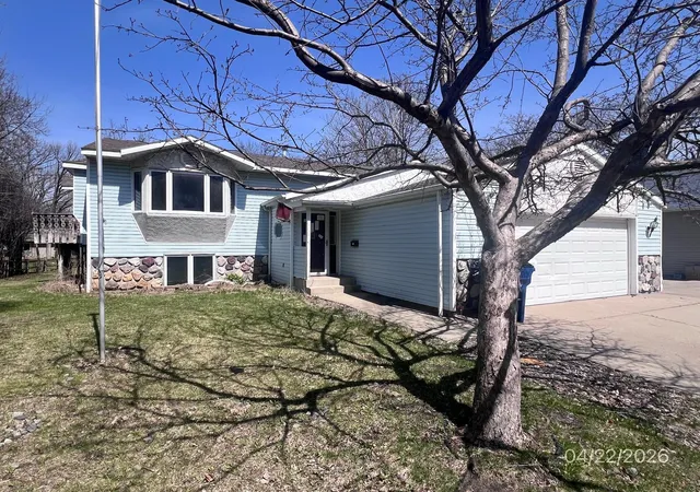Homes for sale in Saint Cloud, MN | 2513 19th St N, Saint Cloud, MN 56303 | MLS# 7001043