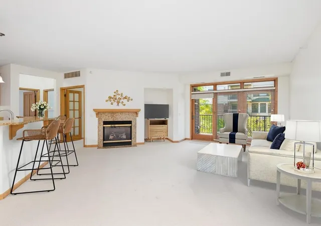 Photo 2 of Condo for sale at 5225 Grandview Sq #210, Minneapolis, MN 55436 | MLS# 7001832 | Listing updated on 2026-10-08