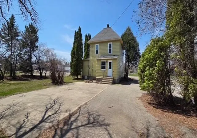 Photo 1 of Single family home for sale at 1205 N Nokomis, Alexandria, MN 56308 | MLS# 7001988 | Listing updated on 2026-10-01