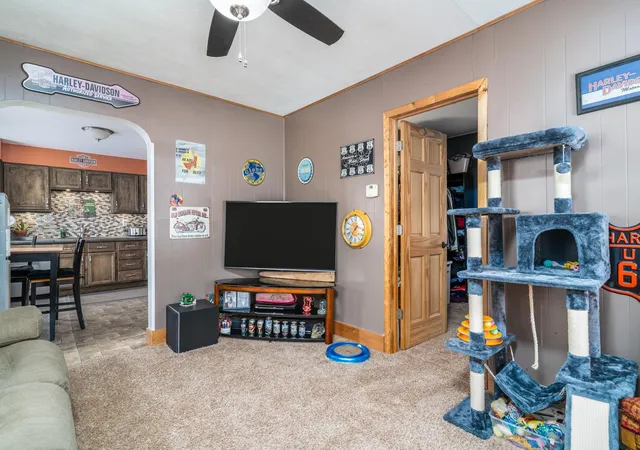 4th image of 1221 Knight Ave N, Thief River Falls, MN 56701 | MLS# 7002196