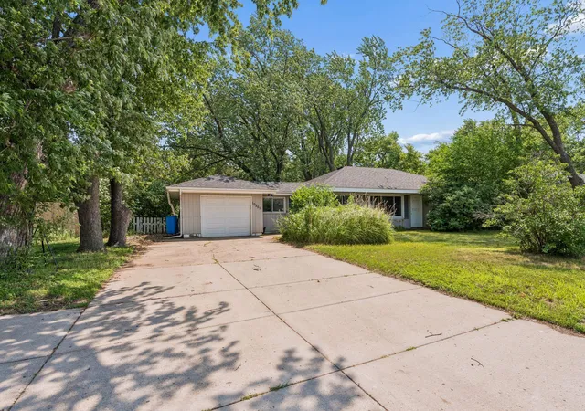 Homes for sale in Coon Rapids, MN | 10251 Foley Blvd Nw, Coon Rapids, MN 55448 | MLS# 7002458