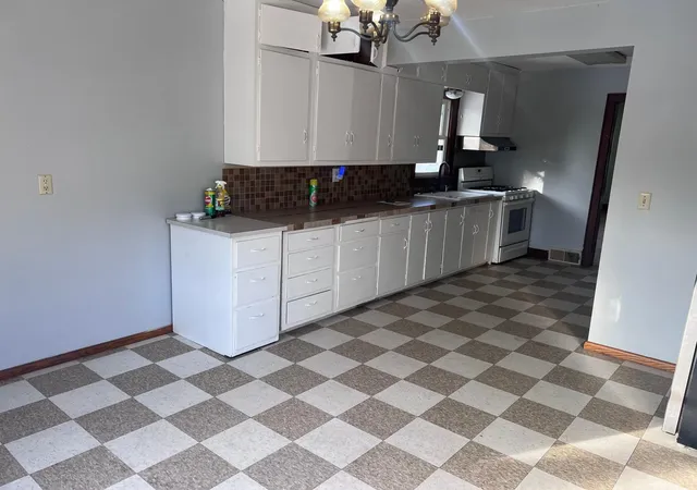 4th image of 1712 University Dr Se, Saint Cloud, MN 56304 | MLS# 7002536