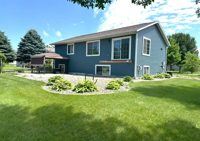Homes for sale in Montevideo, MN | 1103 N 15Th St, Montevideo, MN 56265 | MLS# 7003043