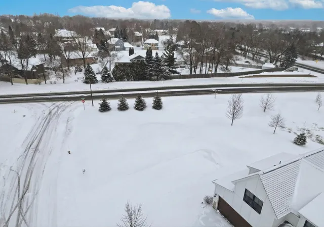 5th image of 3998 Haven Woods Ct, Saint Paul, MN 55123 | MLS# 7003068