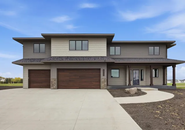 Photo 1 of Mansion for sale at 6490 Selkirk Dr S, Fargo, ND 58104 | MLS# 7003291 | Listing updated on 2026-08-14