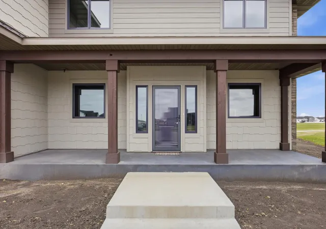 Photo 3 of Mansion for sale at 6490 Selkirk Dr S, Fargo, ND 58104 | MLS# 7003291 | Listing updated on 2026-08-14