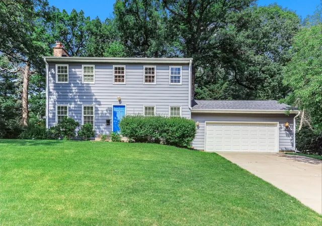 1st image of 1611 Sumter Ave N, Golden Valley, MN 55427 | MLS# 7003372