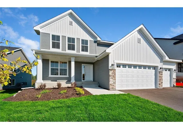 60th image of 2041 Lusitano St S, Shakopee, MN 55379 | MLS# 7003913