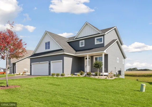 Single family home for sale at 10115 Blackmoor Rd, Saint Paul, MN 55129 | MLS# 7004045 | Listing updated on 2026-04-09