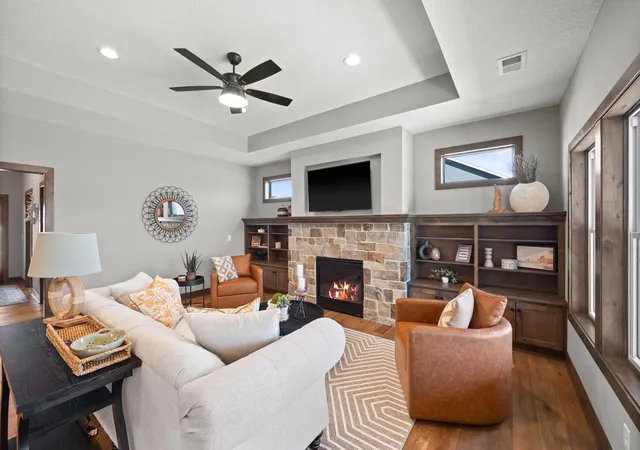 Photo 4 of Single family home for sale at 1774 Campfire Dr W, Waconia, MN 55387 | MLS# 7004059 | Listing updated on 2026-09-22