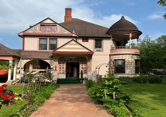 2nd image of 708 Parkway Ave S, Lanesboro, MN 55949 | MLS# 7004275