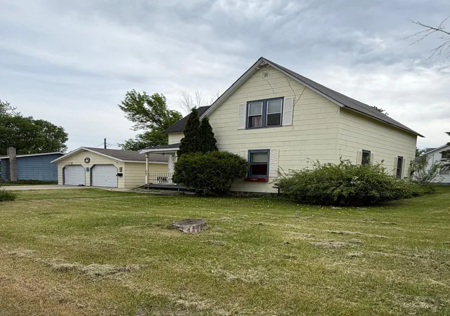 Homes for sale in Perham, MN | 357 5th Ave Sw, Perham, MN 56573 | MLS# 7004393