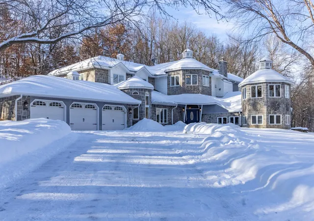 Photo 3 of Single family home for sale at 3945 169th Lane Nw, Andover, MN 55304 | MLS# 7004759 | Listing updated on 2026-08-27
