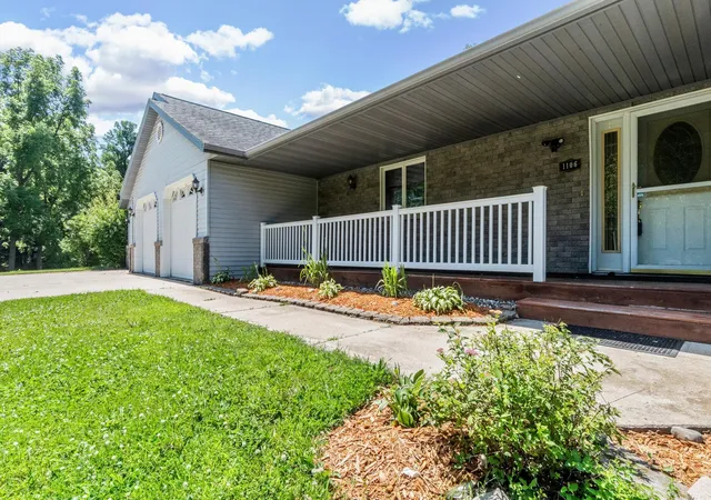 2nd image of 1106 Birch Ave, Alexandria, MN 56308 | MLS# 7004769