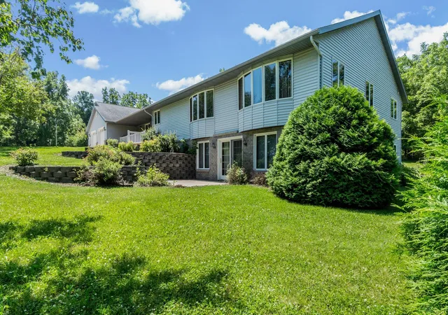 39th image of 1106 Birch Ave, Alexandria, MN 56308 | MLS# 7004769