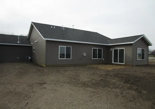 Photo 4 of Townhouse for sale at 803 3rd Avenue NW, Pine Island, MN 55963 | MLS# 7004780 | Listing updated on 2026-08-18